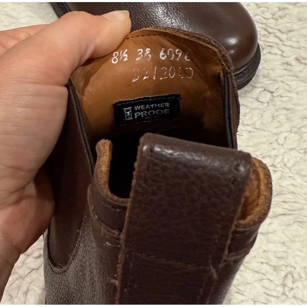 Allen Edmonds Grafton Chelsea Brown Leather Boots Mens 8.5 Weatherproof Lug Sole